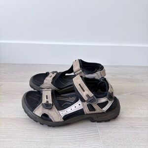 ECCO Men’s Outdoor Sandals